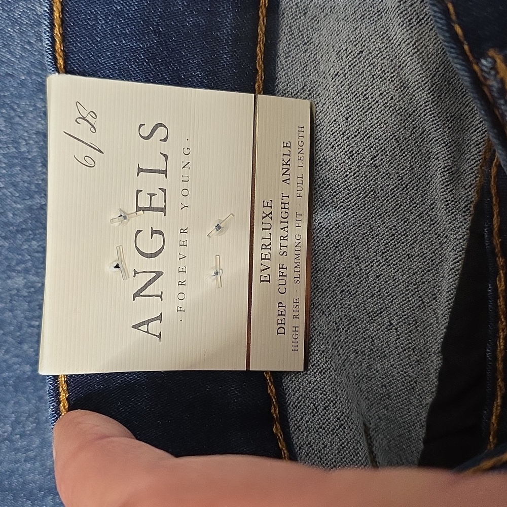 Angels Young Forever Everluxe Jeans - Picture 3 of 5